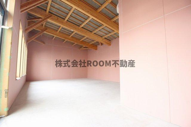 中原町店舗のロビー|ゆとりのあるロビーです