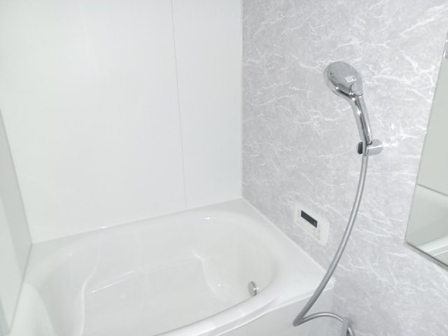 ブリーズ大井の浴室