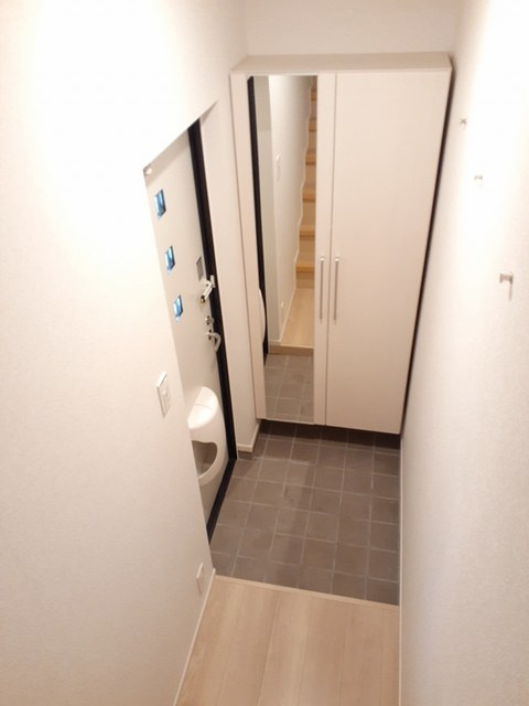 トマトハイツ4の玄関
