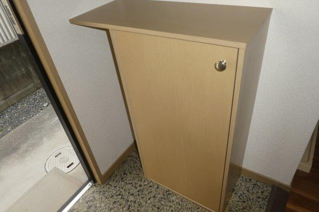 ステリーナ福島Bの内装|シューズボックス