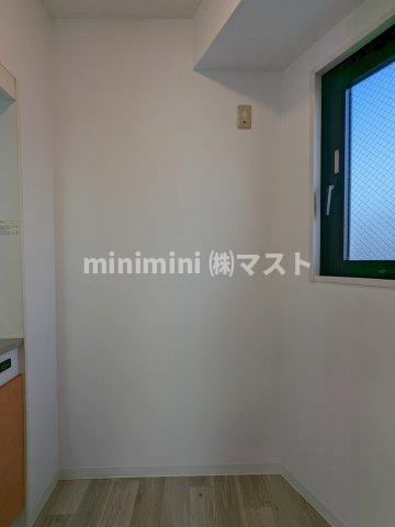 シンエイアド中央大通りビルディングのその他