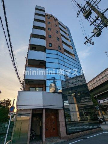 シンエイアド中央大通りビルディングの外観