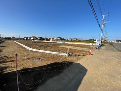 【前面道路含む現地写真】 | 神栖市下幡木1号棟