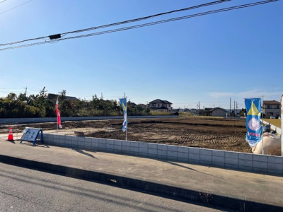 【前面道路含む現地写真】 | 神栖市下幡木1号棟