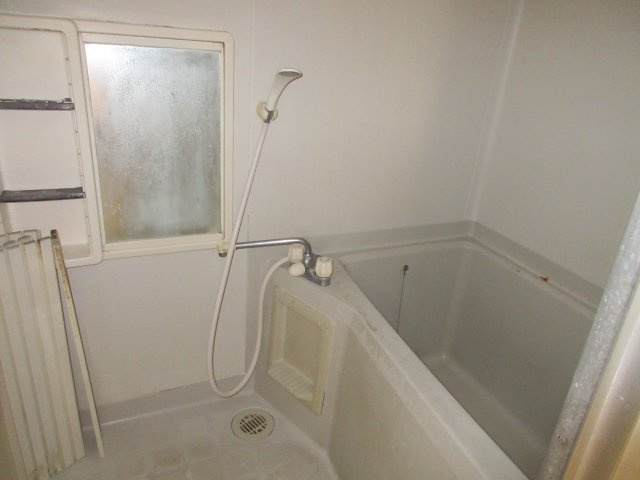 ディアスヒロの浴室