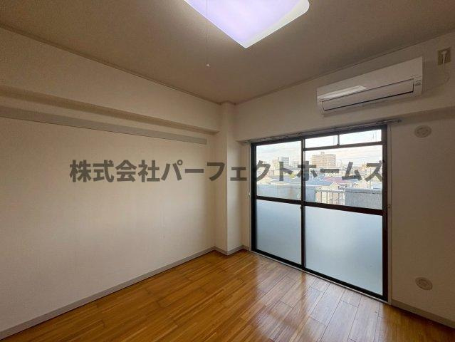 モンシャンブルの洋室|明るい洋室です