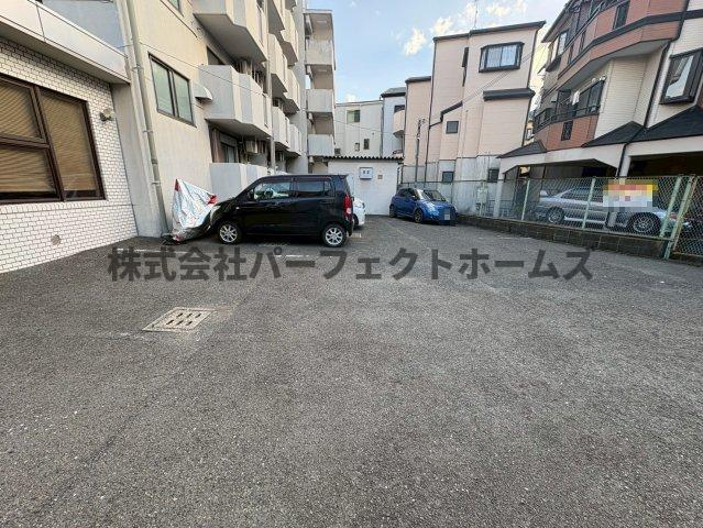 モンシャンブルの駐車場|駐車スペースもあります