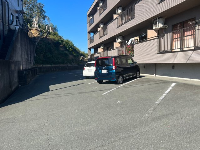 【駐車場】 | ユトリロ神ノ郷 | （※画像はイメージです、現況優先となります）