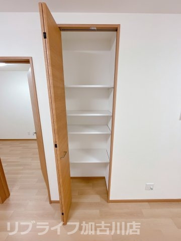 メゾン　アイリスの収納|写真は103