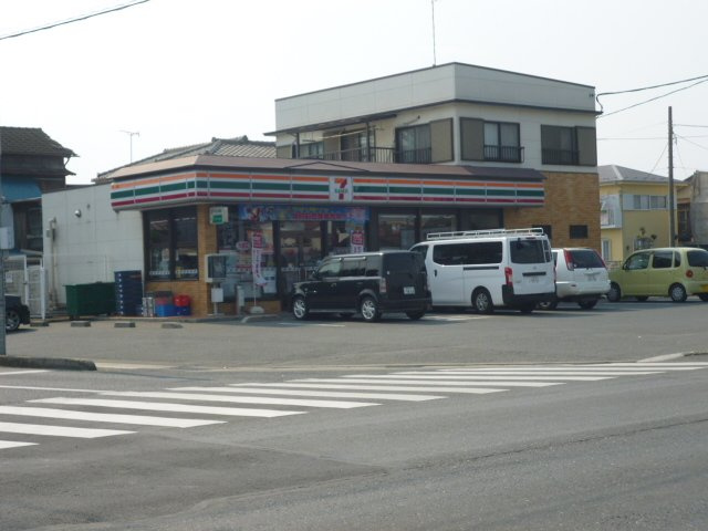 ミオ　バレーナの周辺|セブンイレブン高坂駅東口店まで529ｍ