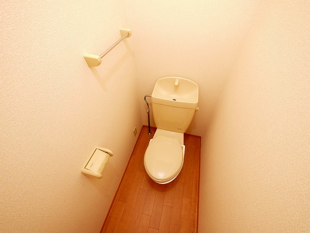 グリーンガーデン　弐番館のトイレ|ゆったりとした空間のトイレです
