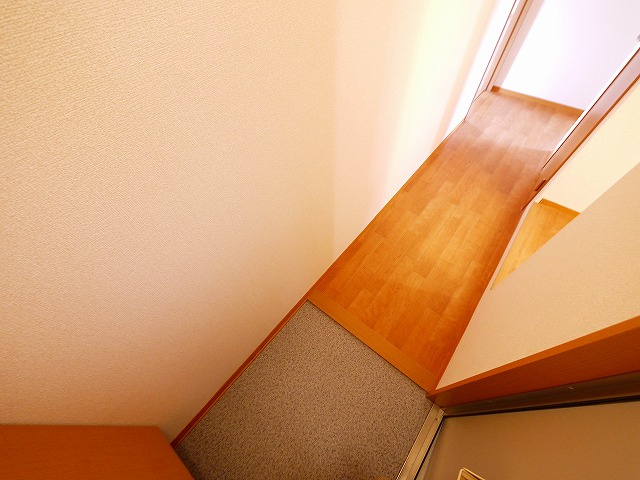 グリーンガーデン　弐番館の玄関|明るい玄関です