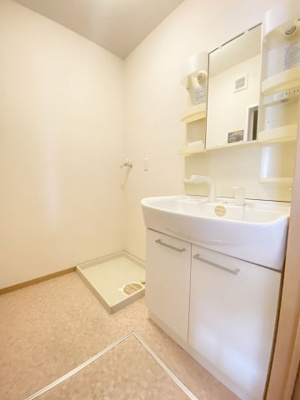 【独立洗面台】 | エリシオン日高 F棟