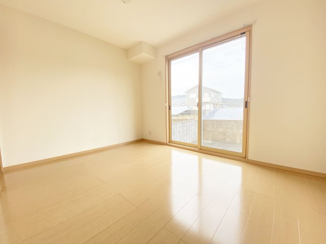 エリシオン日高 F棟の寝室