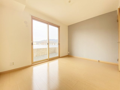 【寝室】 | エリシオン日高 F棟