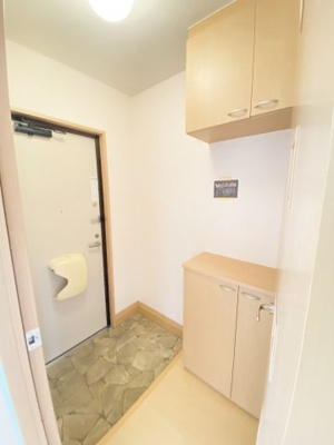 【玄関】 | エリシオン日高 F棟