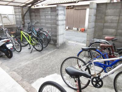 グランデ御池の駐車場|駐輪場