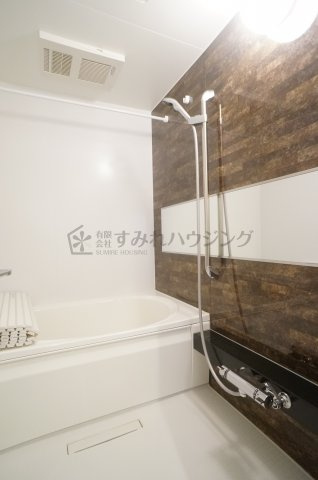 シャーメゾン中山の浴室