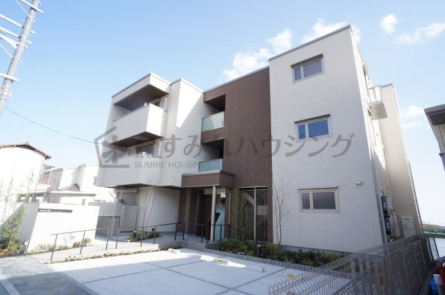 シャーメゾン中山の外観