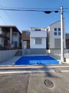 【前面道路含む現地写真】