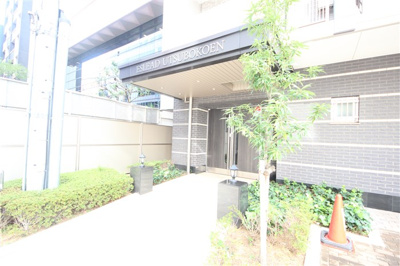 【エントランス】 | エスリード靭公園