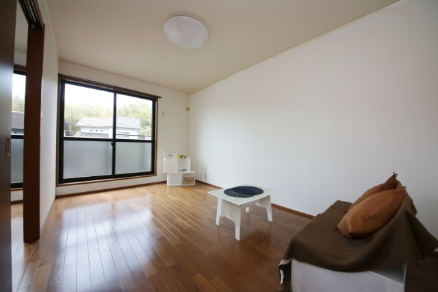 ハイム白山　Ⅰの洋室