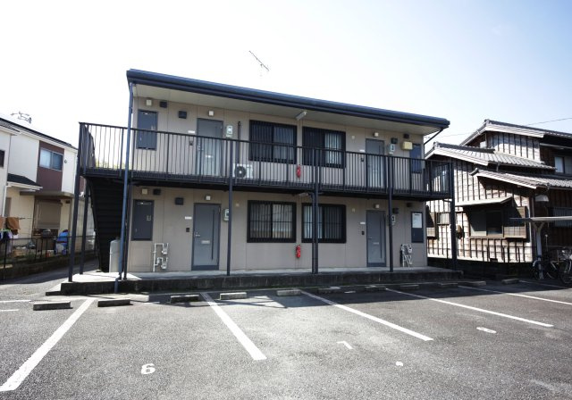 ハイム白山　Ⅰの駐車場