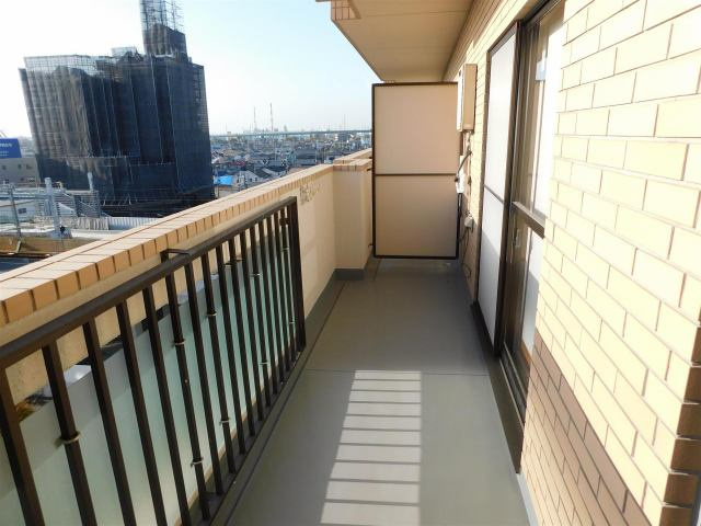 高石市綾園１丁目の賃貸マンションのバルコニー|落ち着いた時間を過ごせるバルコニーです