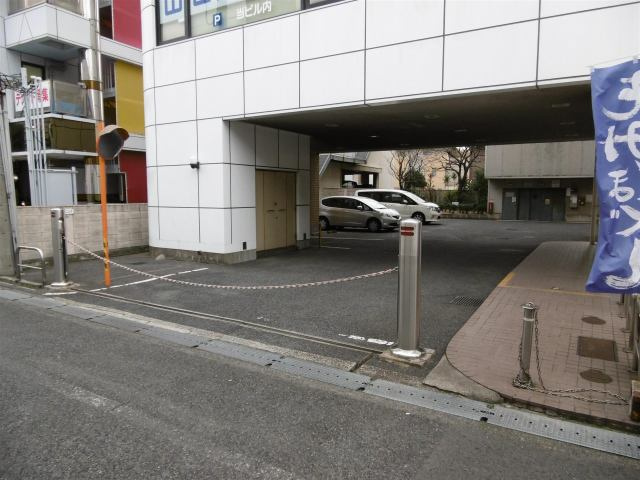高石市綾園１丁目の賃貸マンションの駐車場|駐車スペースもあります