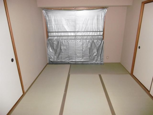 高石市綾園１丁目の賃貸マンションの和室|和室があると、家にあたたかい雰囲気が生まれます