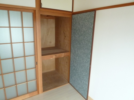 コーポレーティッドナカシマの収納