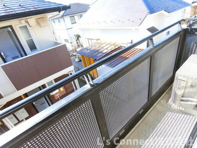 【バルコニー】 | もみじヶ丘インプス | ２階のお部屋で洗濯物もたくさん干せます。