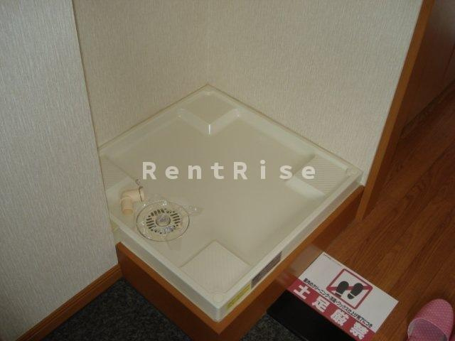 ブルージュ|洗濯機置場