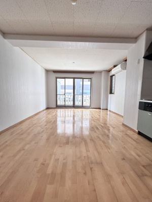 【エントランス】 | SHEWAS REGAL