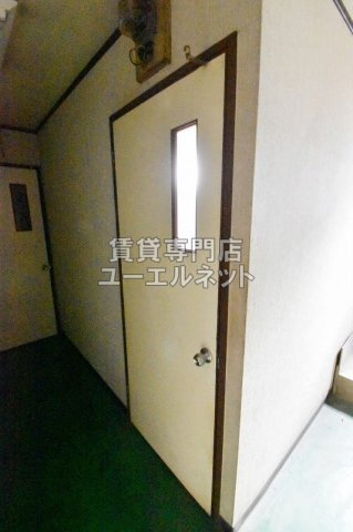 【その他共用部分】 | 南初島町マンション | お部屋の前