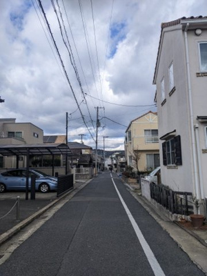 【前面道路含む現地写真】 | 岡山市北区伊島町の土地
