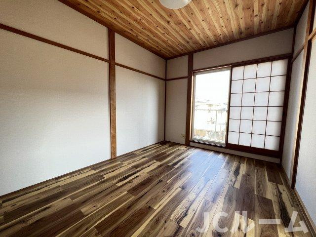 コーポ瑞の洋室
