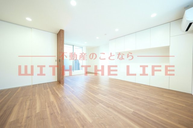 Garage諏訪野町【キャッシュバック対象物件】の居間・リビング|おしゃれなリビングです