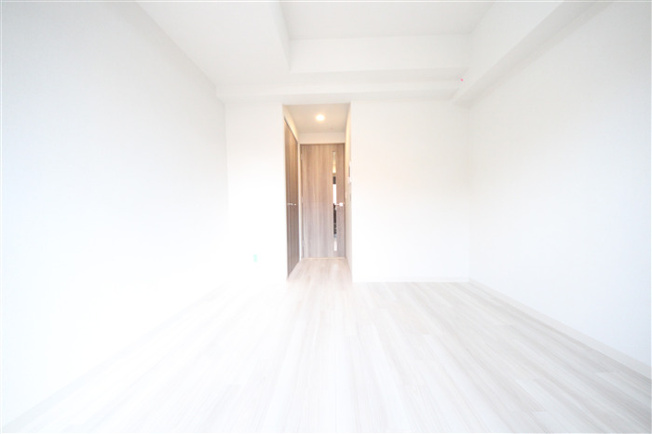 【居間・リビング】 | ワールドアイ難波南PORTA
