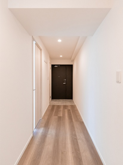 港区芝浦３丁目の賃貸マンションの玄関