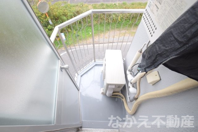 【バルコニー】 | お洗濯にも便利なバルコニー付き