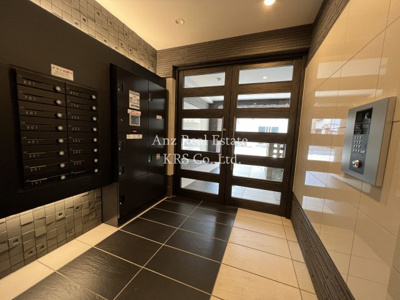 【エントランス】 | BRARIS.（ブラリス）