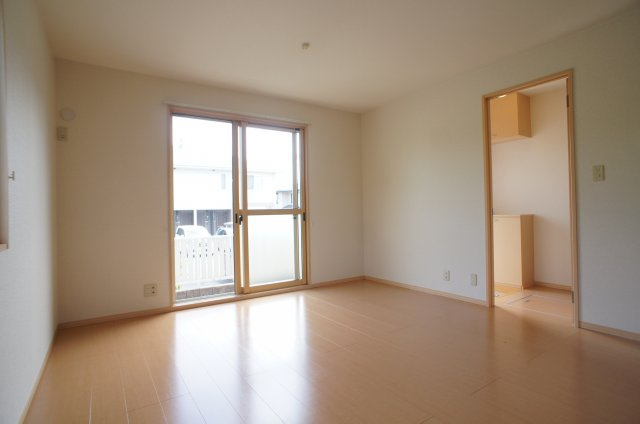 【居間・リビング】 | 使いやすい居間です