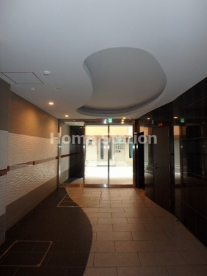 【エントランス】 | セレニテ福島カルム