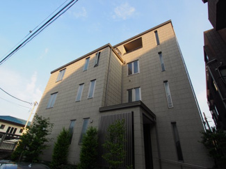 【外観】 | 閑静な住宅街に立地している旭化成へーベルメゾンです