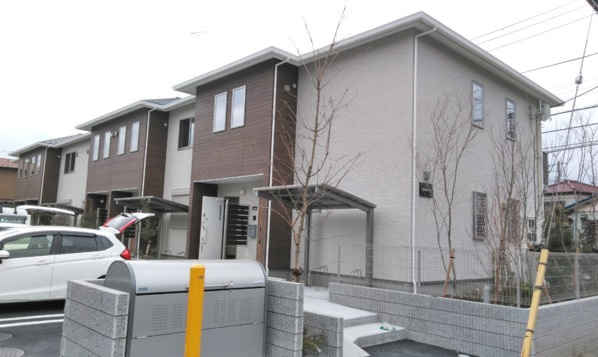 フォレストガーデンの外観