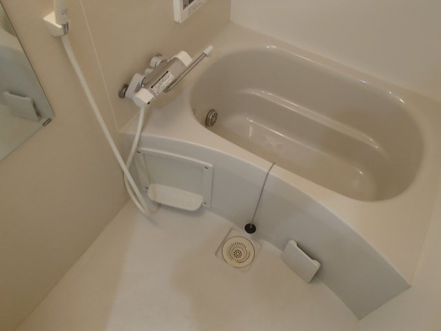 【浴室】 | INOVE小若江 | お風呂で日々の疲れを落としましょう