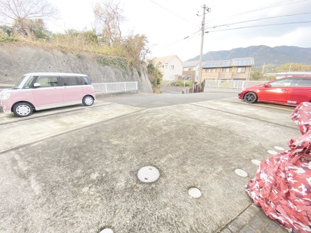 ルポゼの駐車場
