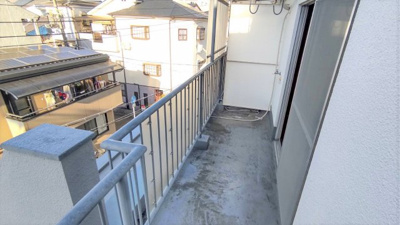 【バルコニー】 | ニュー豊里 | 外干しのできるバルコニーです