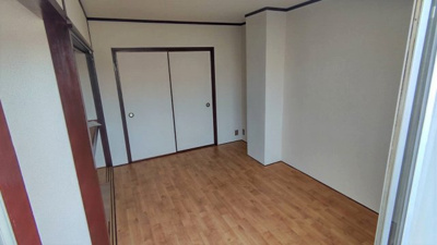 【洋室】 | ニュー豊里 | 6帖のお部屋です